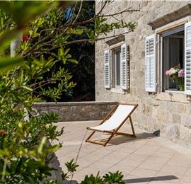 4 bedroom villa with pool in Lapad, Dubrovnik, sleeps 8